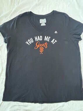 San Francisco Giants Women's Black T-Shirt by Majestic